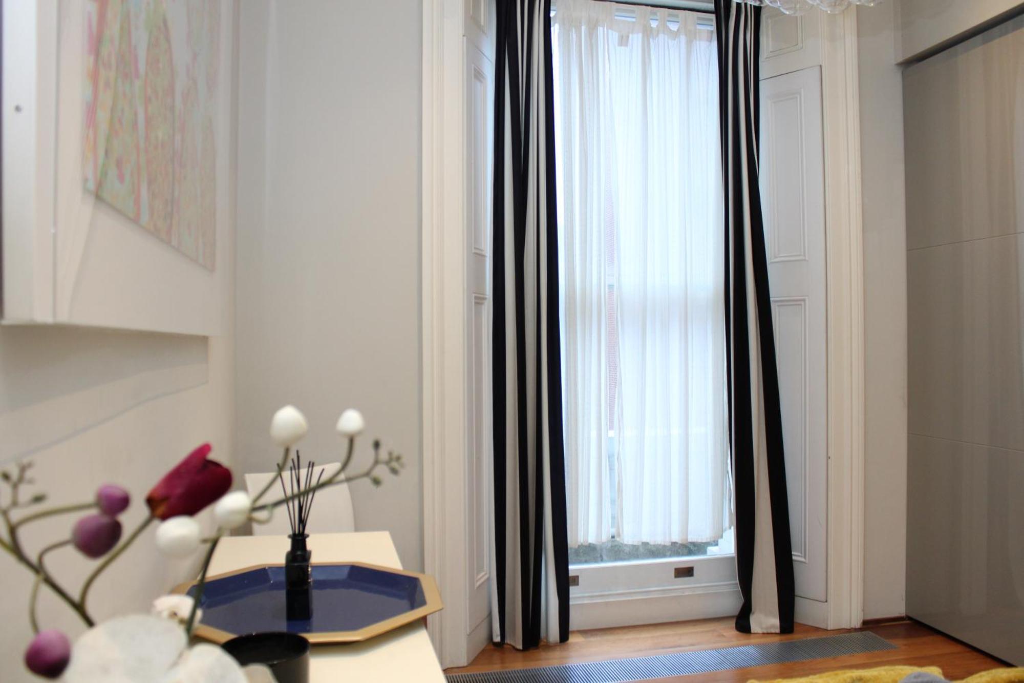 Modernized South Kensington Apartments London Exterior photo